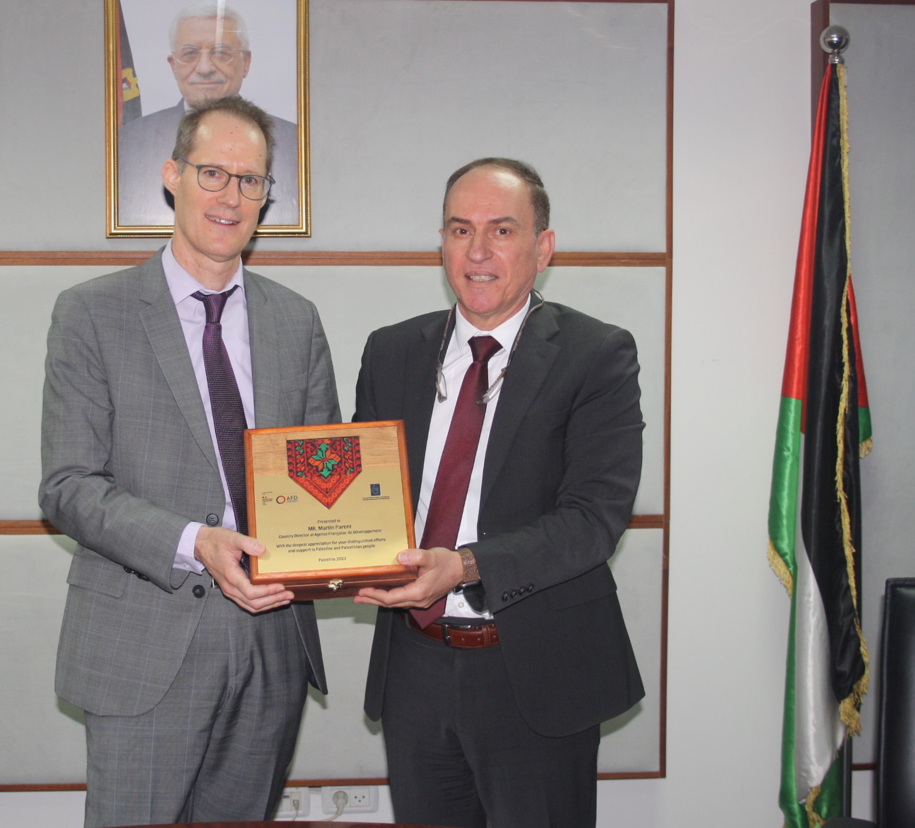 MDLF Honors Director of the French Development Agency on the Conclusion of His Mission in Palestine